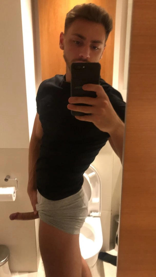 curtonlyfans [ cxrtonlyfans ] Onlyfans leaked photo 3505845 on Hotleaks.tv
