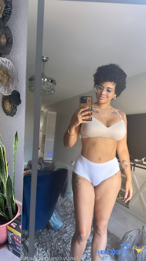 VIDEO CALLS AVAILABLE 😍BIGGEST FAT PUSSY [ cynthiagarcia1212 ] Onlyfans leaked photo 18527343 on Hotleaks.tv