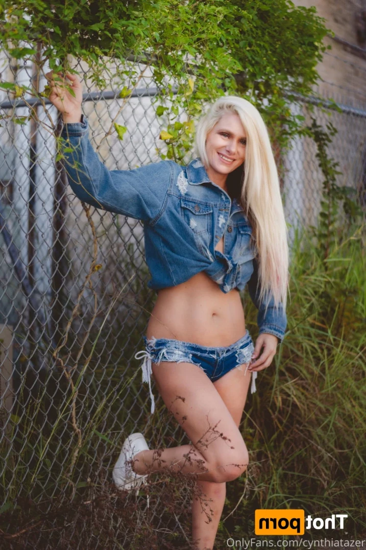 Cynthia [ cynthiatazer ] Onlyfans leaked photo 14325471 on Hotleaks.tv