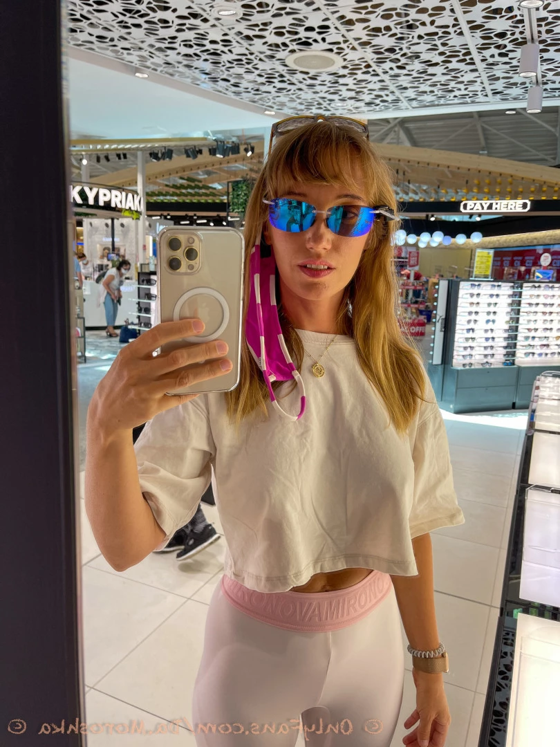 Moroshka [ da.moroshka ] Onlyfans leaked photo 9840944 on Hotleaks.tv