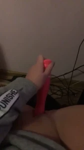 ძᥲіsᥱᥲ- і ᴊᴜsᴛ ɢʀᴀᴅᴜᴀᴛᴇᴅ! FREE OF [ daisea ] Onlyfans leaked video 5367321 on Hotleaks.tv