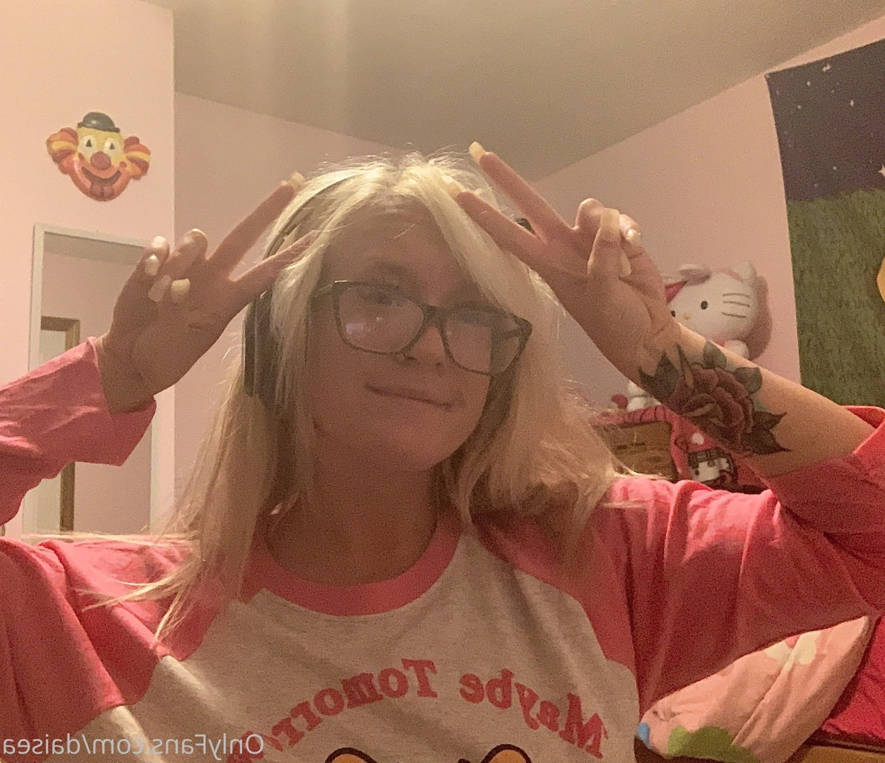 ძᥲіsᥱᥲ- і ᴊᴜsᴛ ɢʀᴀᴅᴜᴀᴛᴇᴅ! FREE OF [ daisea ] Onlyfans leaked photo 10331080 on Hotleaks.tv