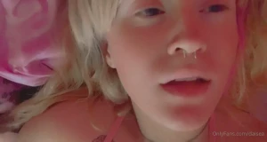 ძᥲіsᥱᥲ- і ᴊᴜsᴛ ɢʀᴀᴅᴜᴀᴛᴇᴅ! FREE OF [ daisea ] Onlyfans leaked video 11851472 on Hotleaks.tv