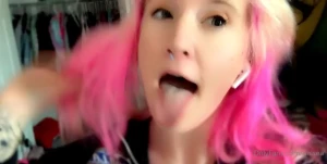 ძᥲіsᥱᥲ- і ᴊᴜsᴛ ɢʀᴀᴅᴜᴀᴛᴇᴅ! FREE OF [ daisea ] Onlyfans leaked video 14443097 on Hotleaks.tv