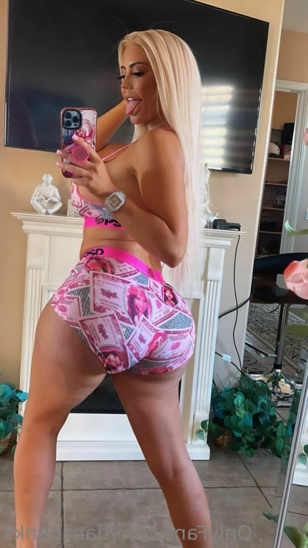 Danii Banks 💦 [ daniibanks ] Onlyfans leaked photo 13402407 on Hotleaks.tv