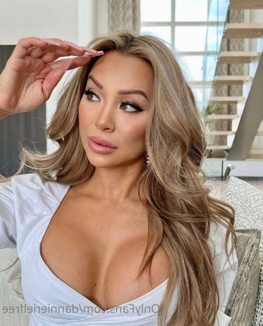 Dannie Riel [ dannierielfree ] Onlyfans leaked photo 13366524 on Hotleaks.tv