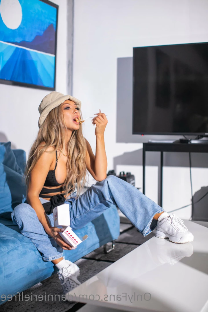 Dannie Riel [ dannierielfree ] Onlyfans leaked photo 15128686 on Hotleaks.tv