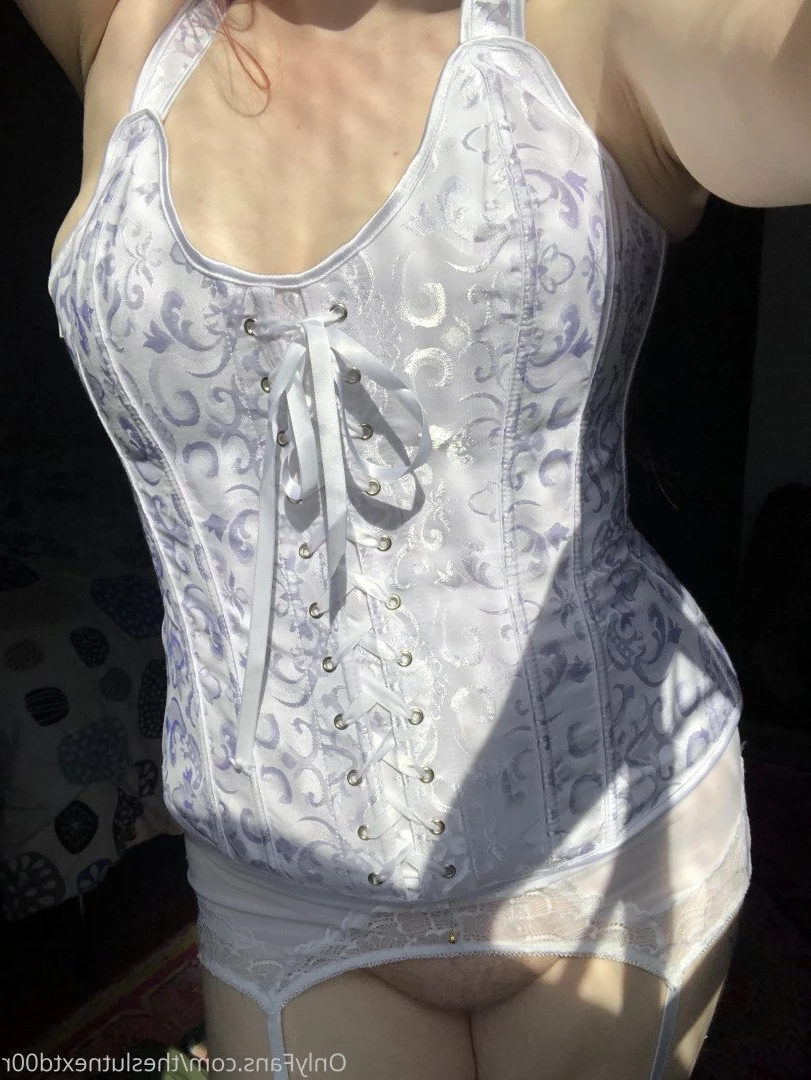 🧡 𝒢𝒾𝓃𝑔𝑒𝓇 𝑅𝒶𝓅𝓊𝓃𝓏𝑒𝓁 🧡 [ daphnedelrose ] Onlyfans leaked photo 3735868 on Hotleaks.tv