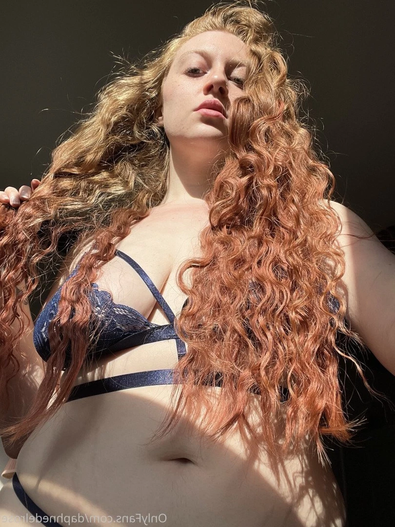 🧡 𝒢𝒾𝓃𝑔𝑒𝓇 𝑅𝒶𝓅𝓊𝓃𝓏𝑒𝓁 🧡 [ daphnedelrose ] Onlyfans leaked photo 3769538 on Hotleaks.tv