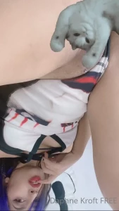4872092