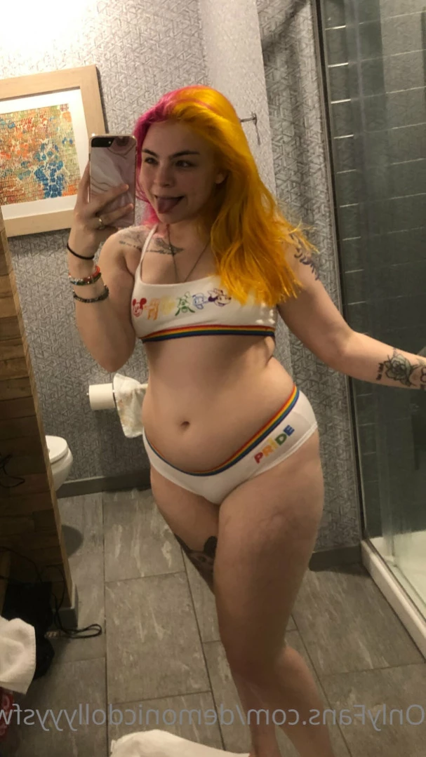 demonicdollyyysfw Onlyfans leaked photo 13318188 on Hotleaks.tv