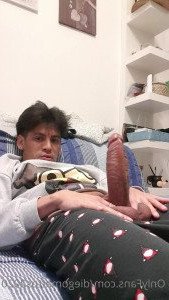3293382