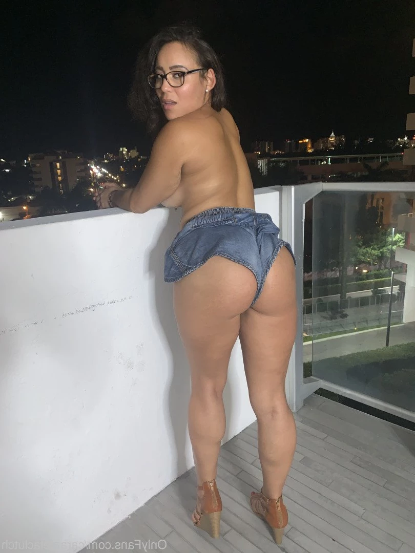 CARMELA CLUTCH - 𝗙𝗨𝗟𝗟 ACCESS [ clutchvip ] Onlyfans leaked photo 266759 on Hotleaks.tv