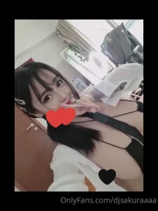 10962784