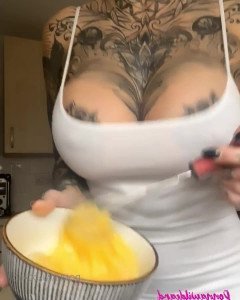3295974