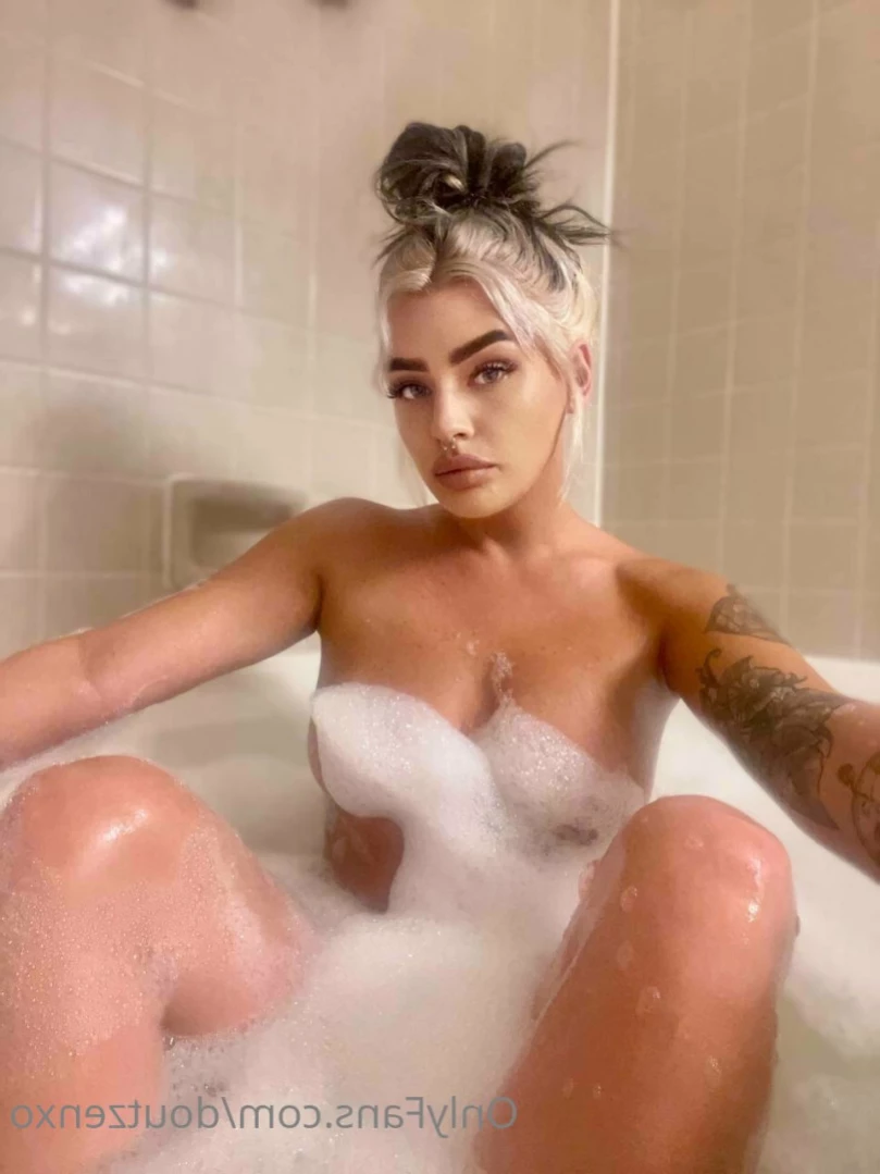 Doutzen 🖤 [ doutzenxo ] Onlyfans leaked photo 14431012 on Hotleaks.tv