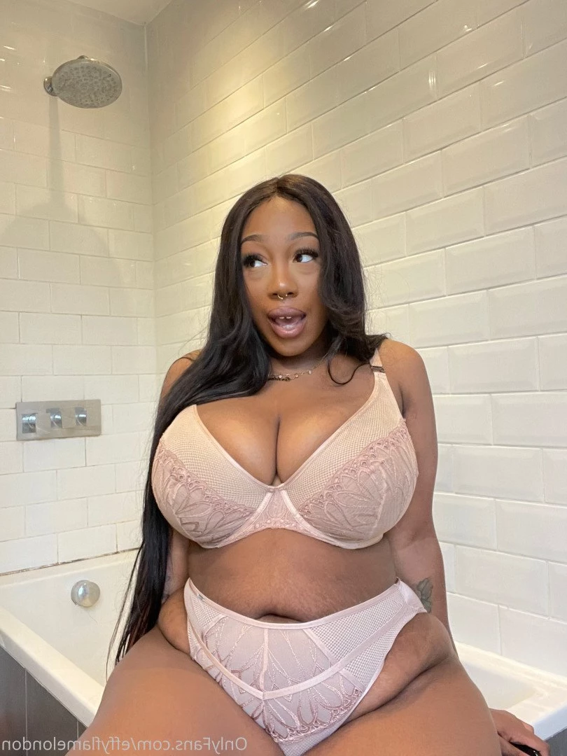 effyflamelondon Onlyfans leaked photo 3445756 on Hotleaks.tv