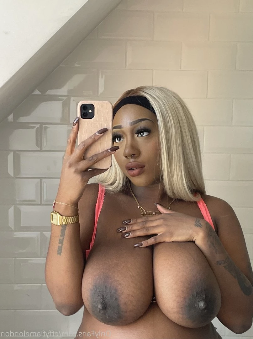 effyflamelondon Onlyfans leaked photo 3446058 on Hotleaks.tv