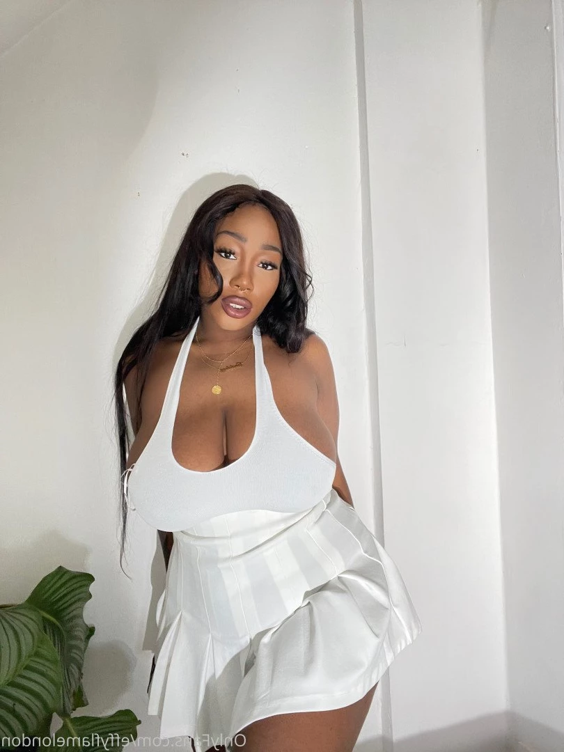 effyflamelondon Onlyfans leaked photo 3446209 on Hotleaks.tv