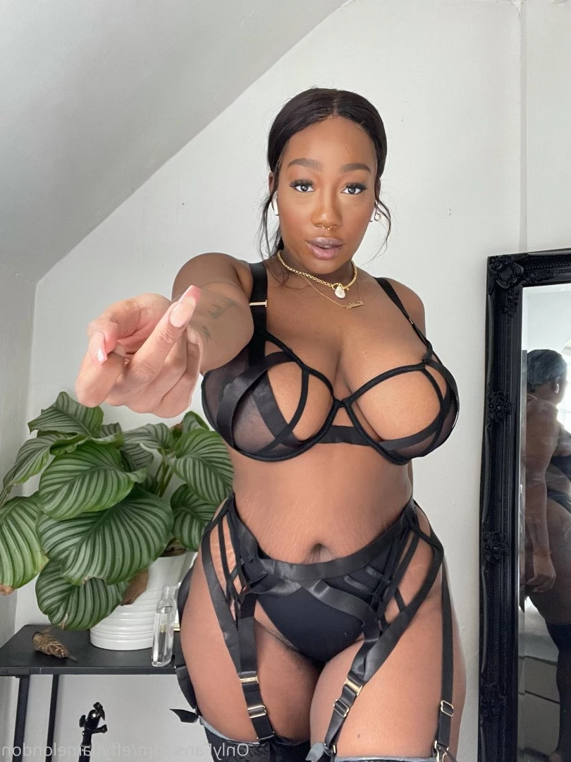 effyflamelondon Onlyfans leaked photo 3448155 on Hotleaks.tv