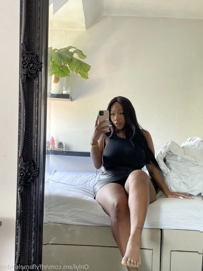 effyflamelondon Onlyfans leaked photo 3448616 on Hotleaks.tv