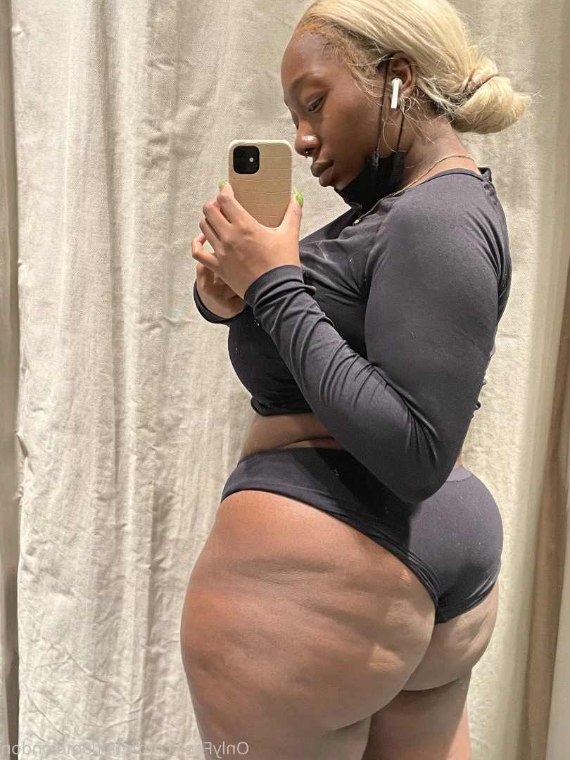 effyflamelondon Onlyfans leaked photo 3448669 on Hotleaks.tv