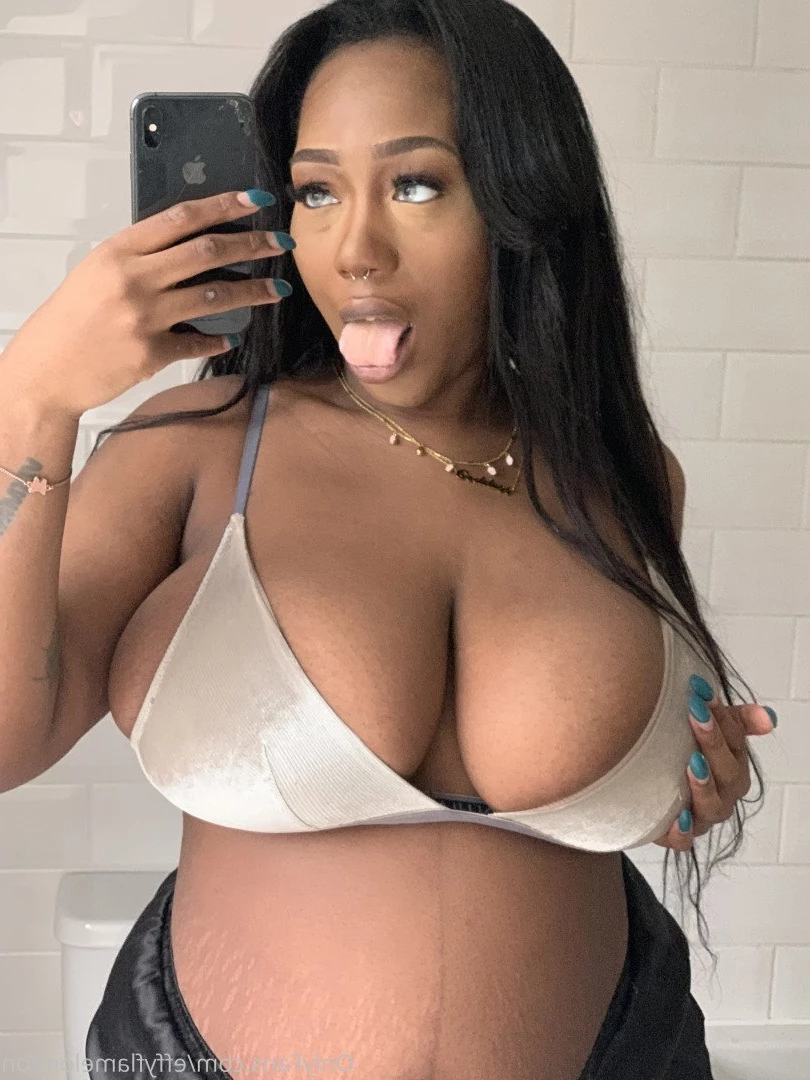 effyflamelondon Onlyfans leaked photo 3450657 on Hotleaks.tv