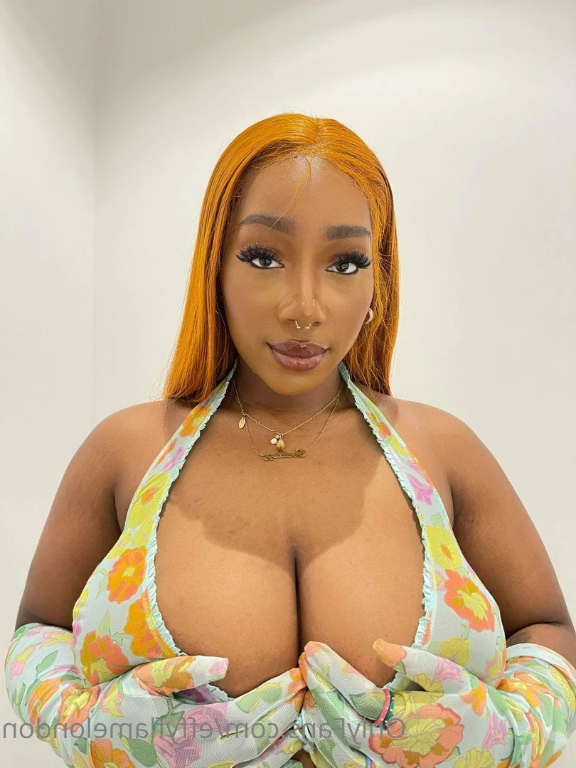 effyflamelondon Onlyfans leaked photo 3452373 on Hotleaks.tv