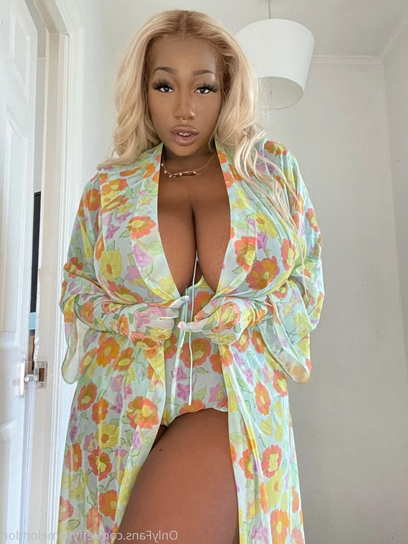 effyflamelondon Onlyfans leaked photo 3453010 on Hotleaks.tv