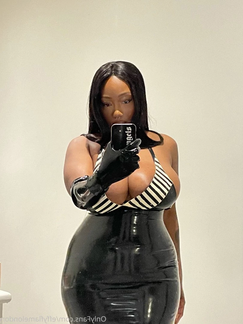 effyflamelondon Onlyfans leaked photo 3453341 on Hotleaks.tv