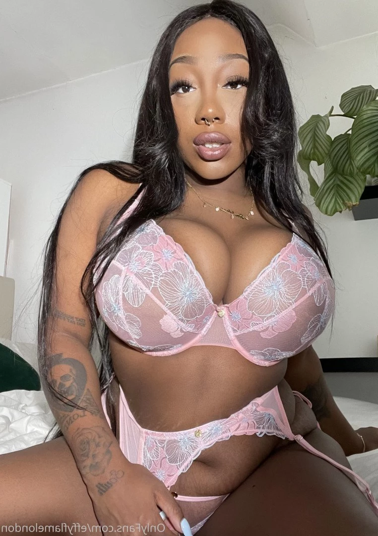 effyflamelondon Onlyfans leaked photo 3454435 on Hotleaks.tv