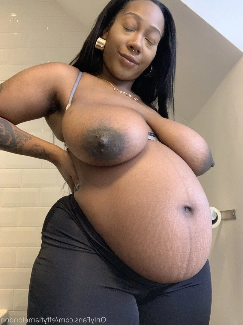 effyflamelondon Onlyfans leaked photo 3454503 on Hotleaks.tv