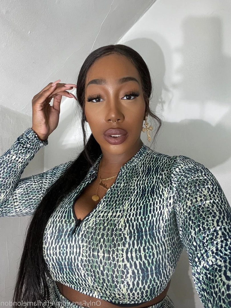 effyflamelondon Onlyfans leaked photo 3454613 on Hotleaks.tv