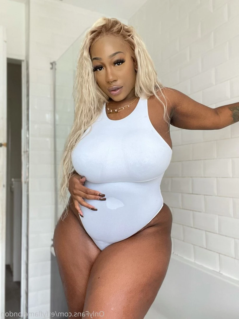 effyflamelondon Onlyfans leaked photo 3454902 on Hotleaks.tv