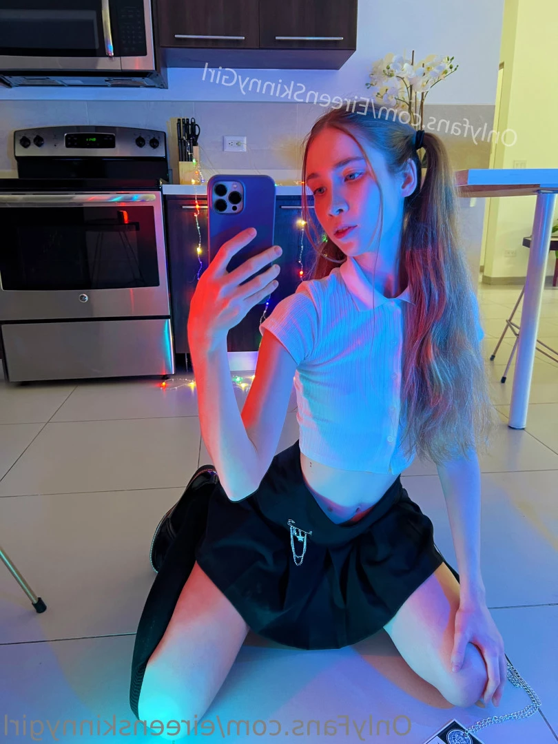 💛💙Eireen spoil me, daddy🥰 [ eireenskinnygirl ] Onlyfans leaked photo 9457334 on Hotleaks.tv