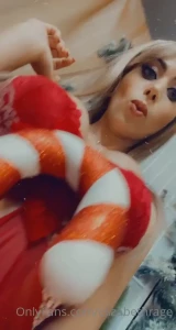 12631318