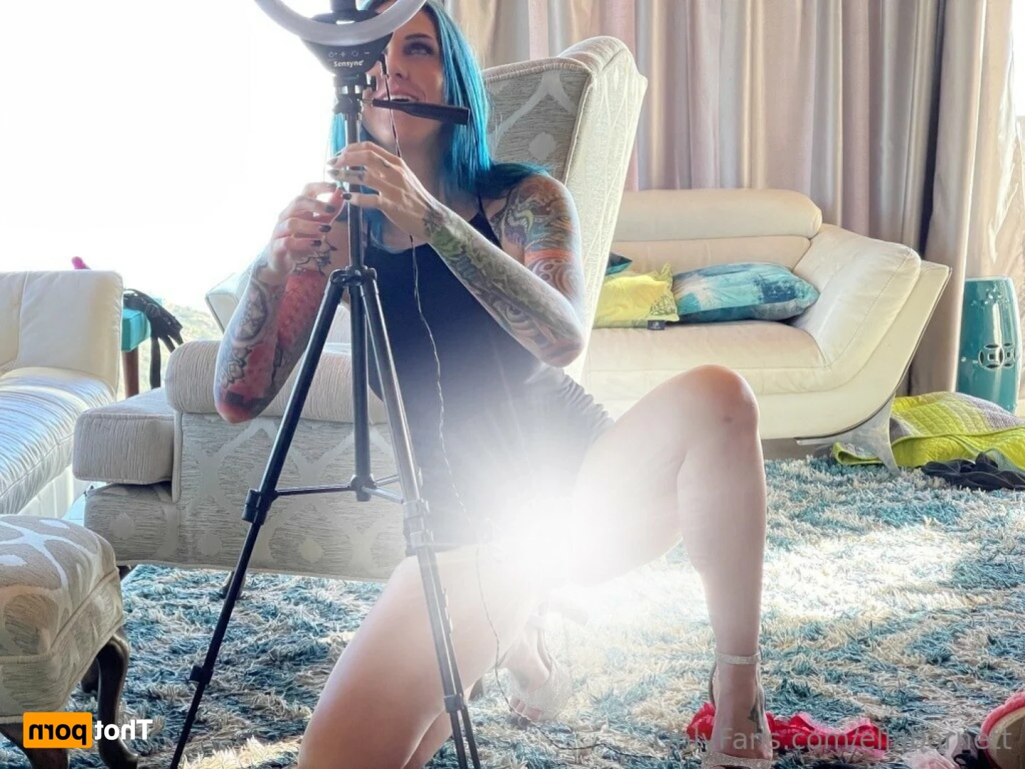 Ella Barnett-  Bisexual Tattooed Mom [ ellabarnett ] Onlyfans leaked photo 10994094 on Hotleaks.tv