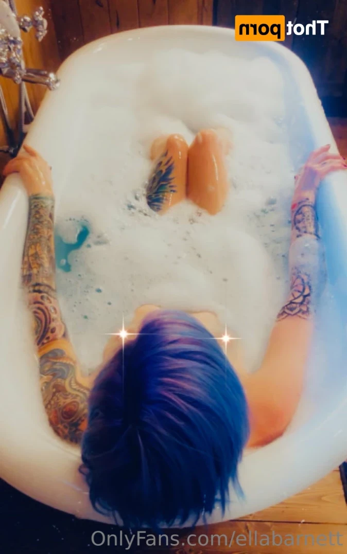 Ella Barnett-  Bisexual Tattooed Mom [ ellabarnett ] Onlyfans leaked photo 11828393 on Hotleaks.tv
