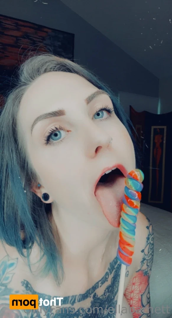 Ella Barnett-  Bisexual Tattooed Mom [ ellabarnett ] Onlyfans leaked photo 12481822 on Hotleaks.tv