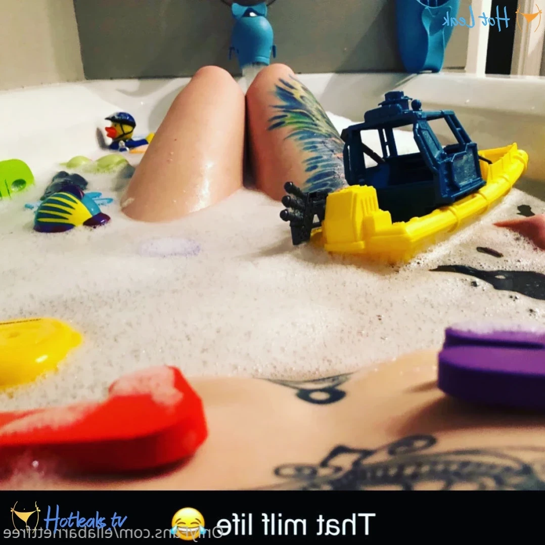 Ella Barnett-  Bisexual Tattooed Mom [ ellabarnett ] Onlyfans leaked photo 12592326 on Hotleaks.tv