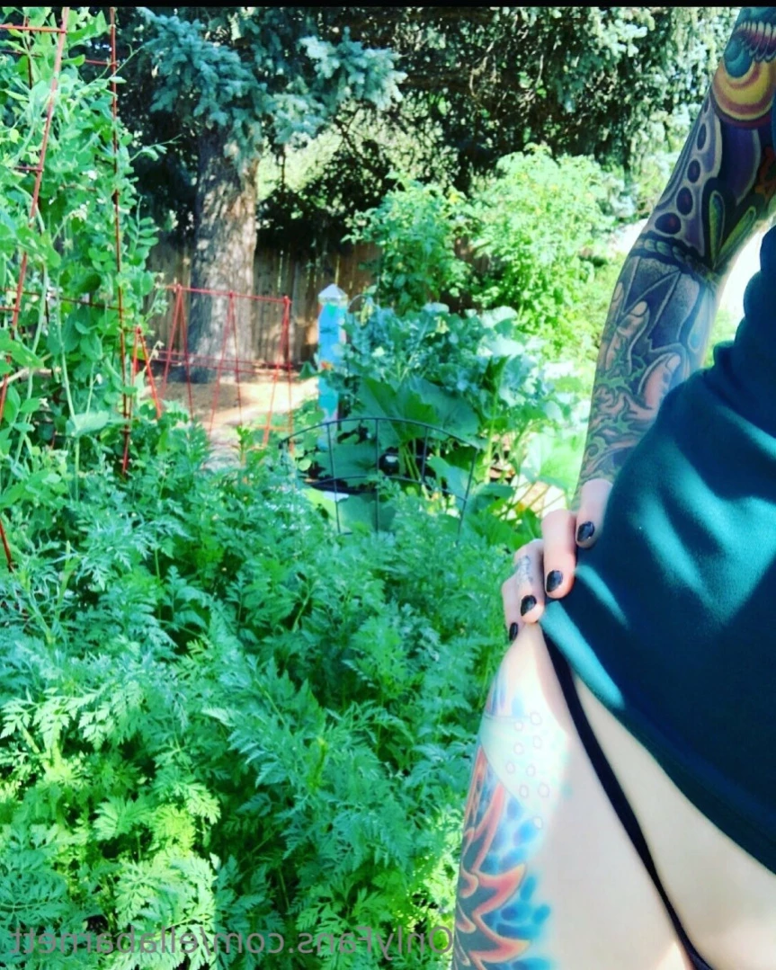 Ella Barnett-  Bisexual Tattooed Mom [ ellabarnett ] Onlyfans leaked photo 12650236 on Hotleaks.tv