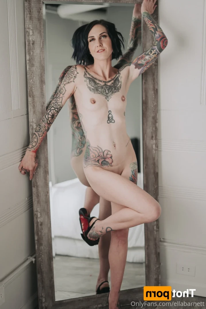Ella Barnett-  Bisexual Tattooed Mom [ ellabarnett ] Onlyfans leaked photo 12920670 on Hotleaks.tv