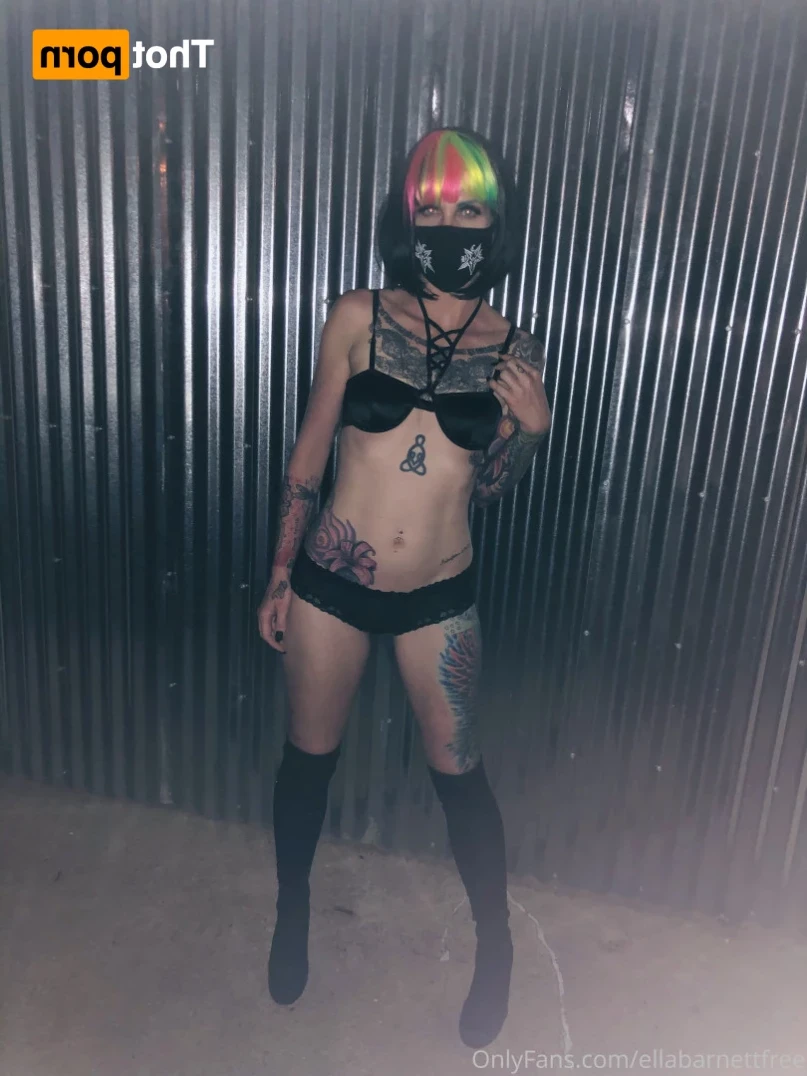 Ella Barnett-  Bisexual Tattooed Mom [ ellabarnett ] Onlyfans leaked photo 12985868 on Hotleaks.tv