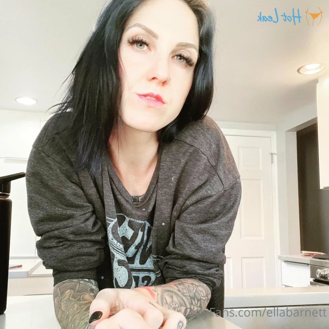 Ella Barnett-  Bisexual Tattooed Mom [ ellabarnett ] Onlyfans leaked photo 13213858 on Hotleaks.tv