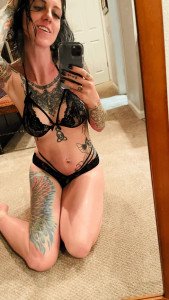 Ella Barnett-  Bisexual Tattooed Mom [ ellabarnett ] Onlyfans leaked video 13502688 on Hotleaks.tv