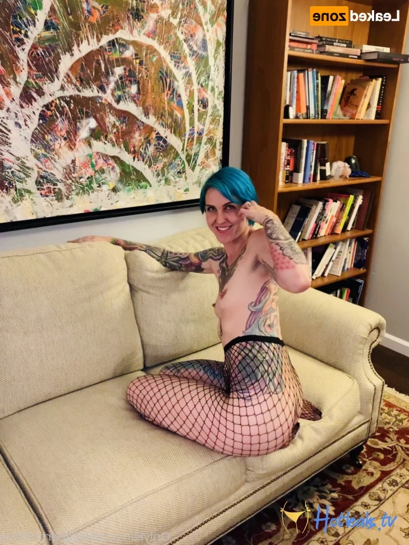Ella Barnett-  Bisexual Tattooed Mom [ ellabarnett ] Onlyfans leaked photo 13919500 on Hotleaks.tv