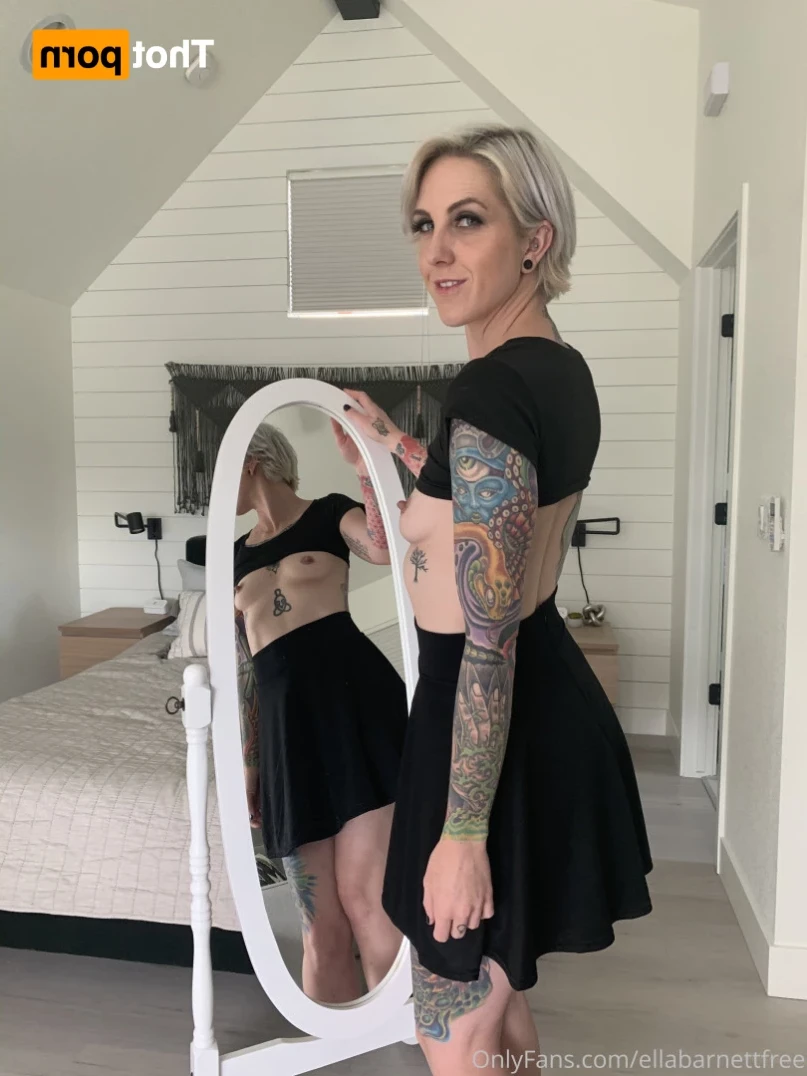 Ella Barnett-  Bisexual Tattooed Mom [ ellabarnett ] Onlyfans leaked photo 13920044 on Hotleaks.tv