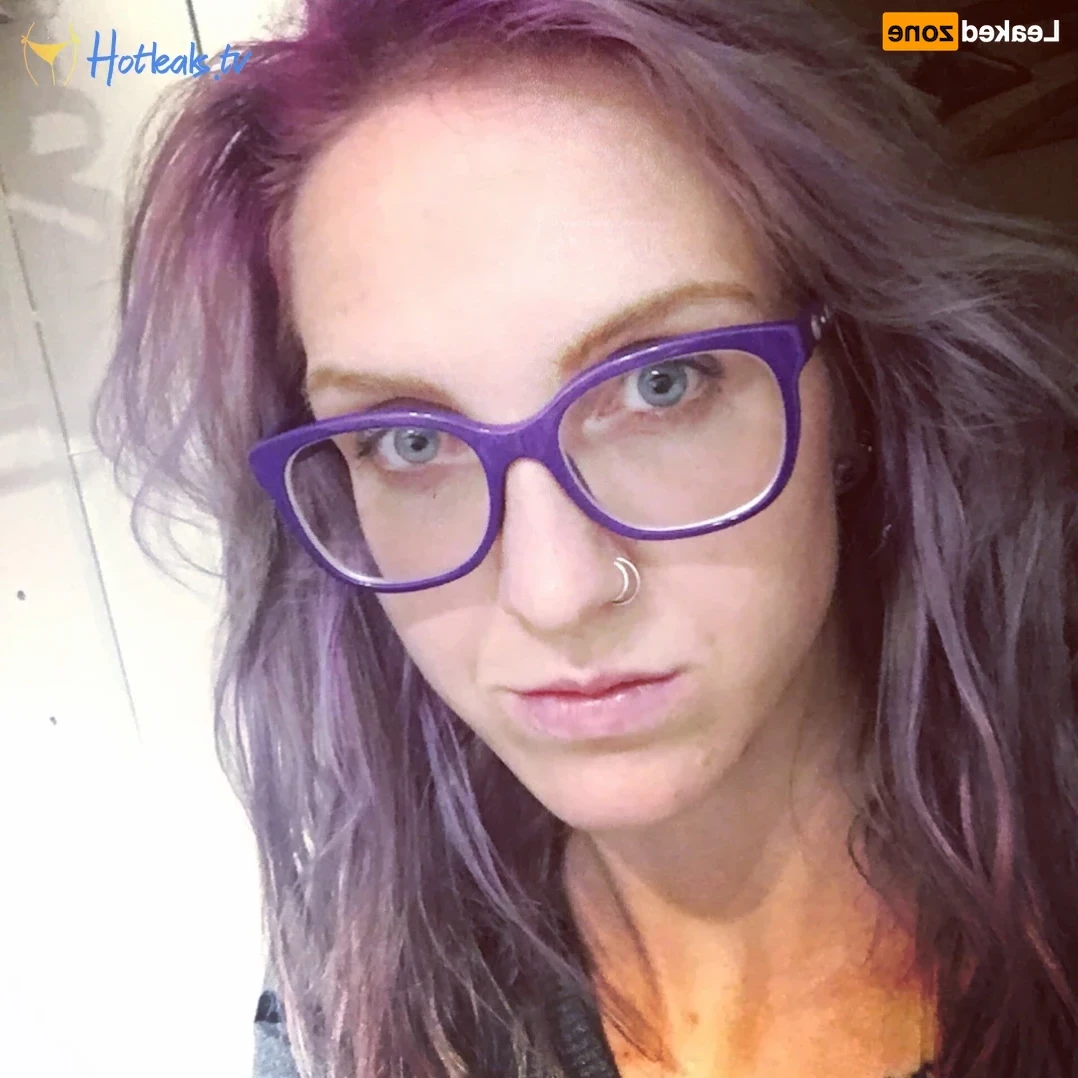 Ella Barnett-  Bisexual Tattooed Mom [ ellabarnett ] Onlyfans leaked photo 13933120 on Hotleaks.tv