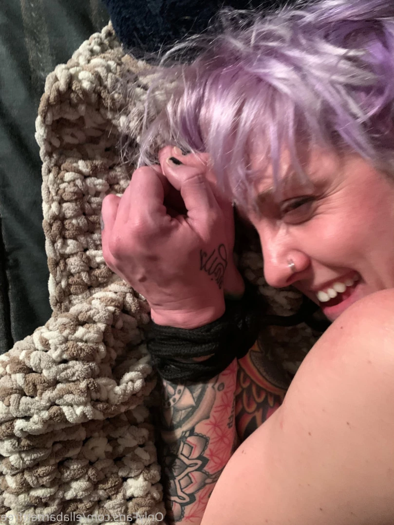 Ella Barnett-  Bisexual Tattooed Mom [ ellabarnett ] Onlyfans leaked photo 13933643 on Hotleaks.tv