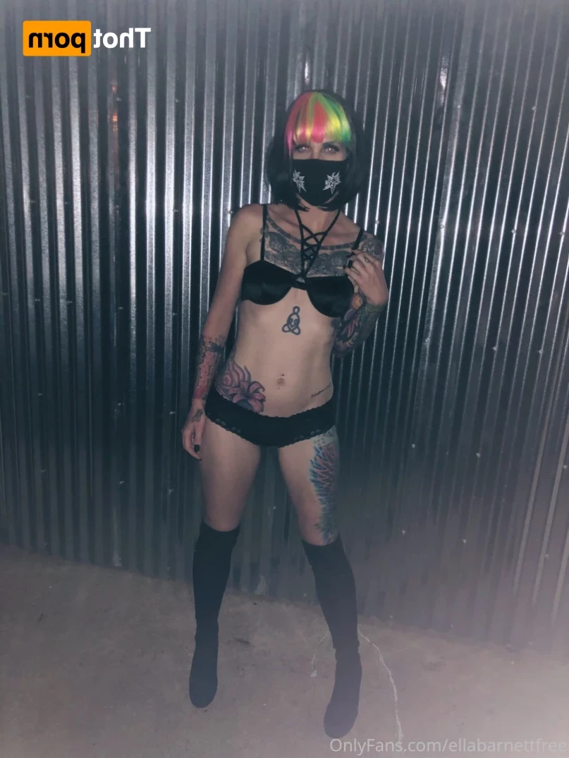 Ella Barnett-  Bisexual Tattooed Mom [ ellabarnett ] Onlyfans leaked photo 14279341 on Hotleaks.tv